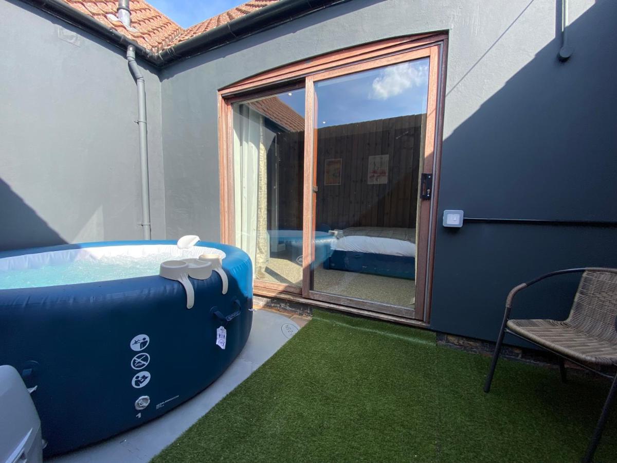 Hogget Hotel Foxton Exterior photo